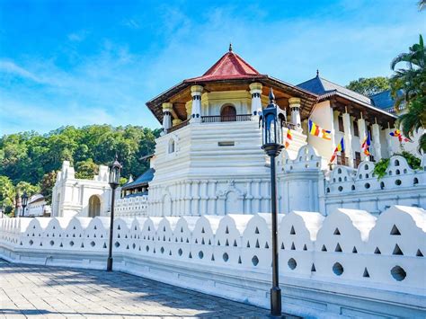 Kandy Day Tour | Classic Lanka Travels