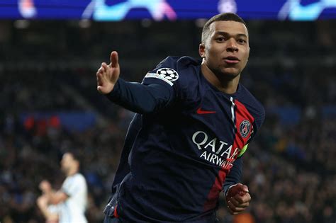 Con un Kylian Mbappé estelar PSG elimina a Real Sociedad y pasa a