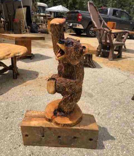 Brown Bear Chainsaw Carving Stump Sculpture