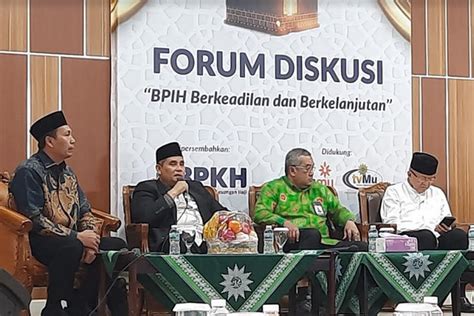 Kemenag Ungkap Alasan Biaya Haji 2023 Naik Rp10 Juta