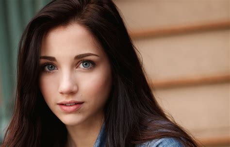 Women Emily Rudd Model Brunette Long Hair Face Portrait Blue Eyes