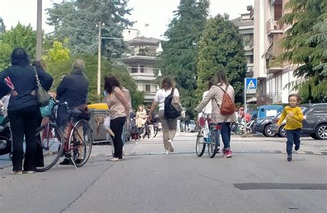 Zone Scolastiche Un Successo Strade Piu Sicure E Vivibili Davanti A