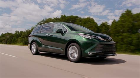 Toyota Sienna Limited Awd Introducing Cypress Green Youtube