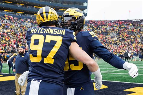 With first quarter sack, Aidan Hutchinson sets new Michigan record