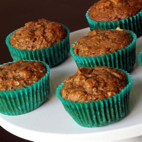 Sugar Cooking: Healthy Zucchini Apple Muffins