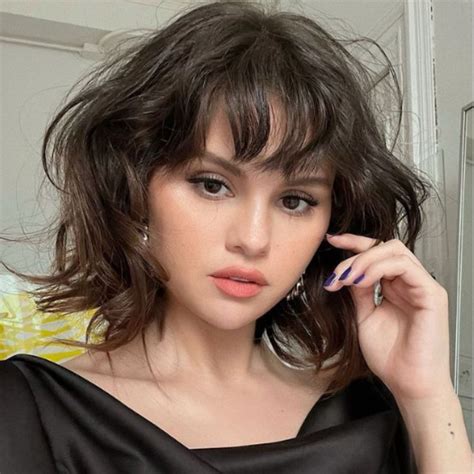 Brunette Bobs That Prove It S The Ultimate Cut And Color Combo