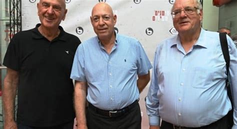 הקרנת הבכורה של הסרט סימנים מעידים נערכה בסינמטק בתל אביב חדשות