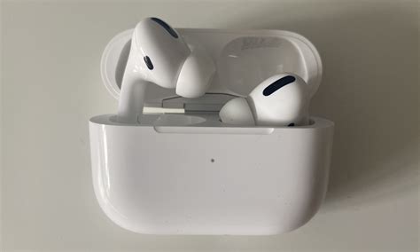 How To Charge Your Airpods Pro Or Airpods