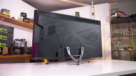 Asus ROG Strix XG438Q 43" Review: A Massive 4K 120Hz Gaming Monitor ...