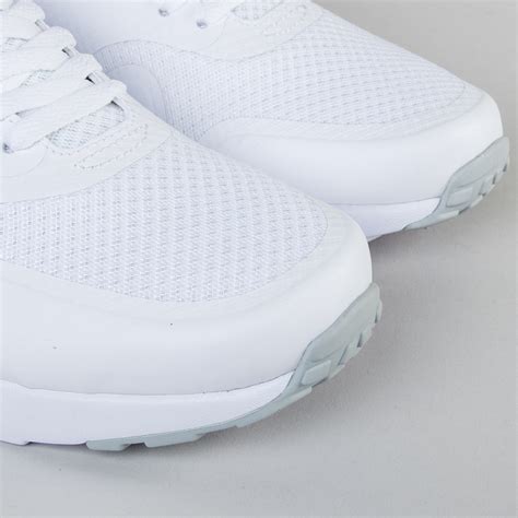 Nike Air Max 1 Ultra Essential White White Pure Platinum Consortium