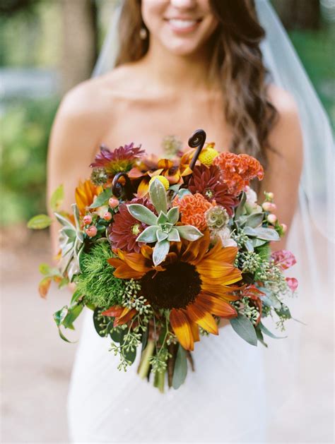 22 Sunflower Bouquets That Will Brighten Up Your Wedding Day Sunflower Wedding Bouquet