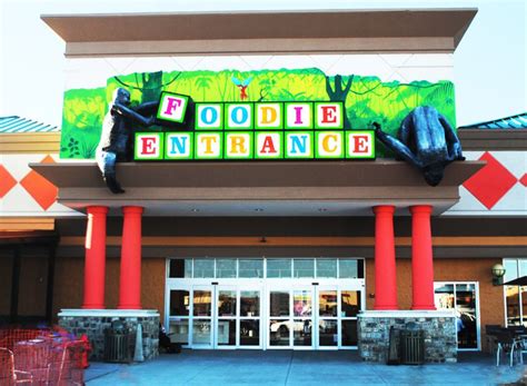 10 Secrets Of Jungle Jims Americas Most Gigantic Grocery Store