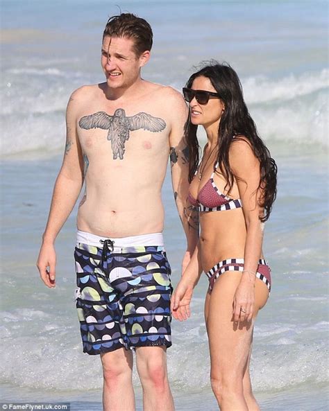 Demi Moore Bikini Photos Mexico January Celebmafia