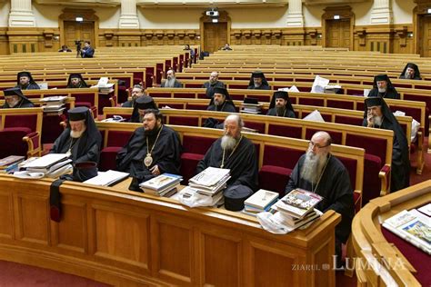 Ntrunirea Sf Ntului Sinod Al Bisericii Ortodoxe Rom Ne La Palatul