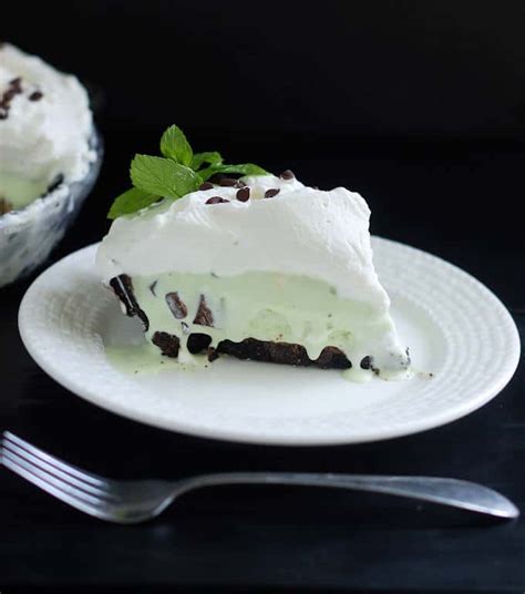 Mint Chocolate Chip Ice Cream Pie