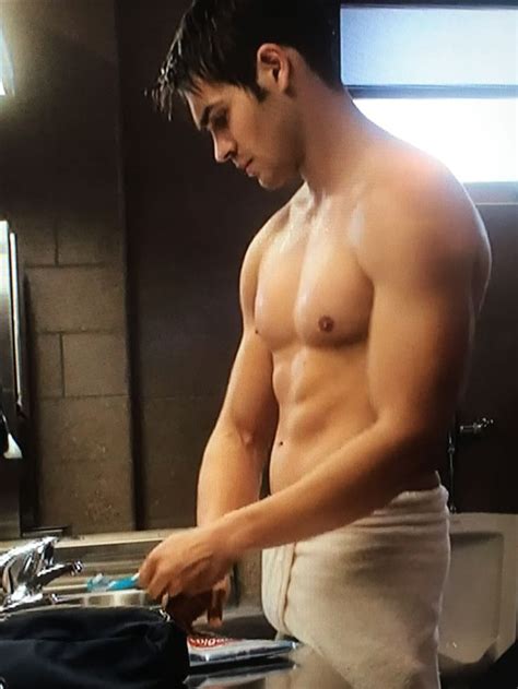 Steven R Mcqueen