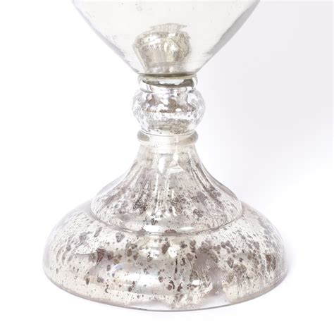 Antique Mercury Glass Apothecary Urns For Sale At 1stdibs Mercury