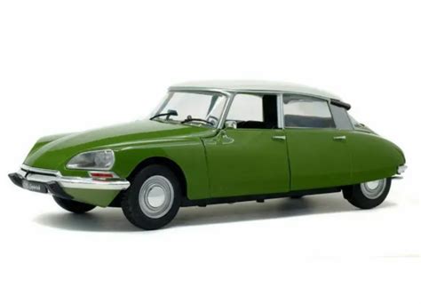 CITROEN DS D Special 1972 Green White Roof Solido S1800703 1 18 Metal