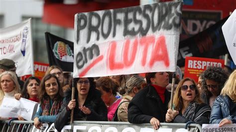 Greve De Professores Durante As Provas De Aferi O Legal Substituir