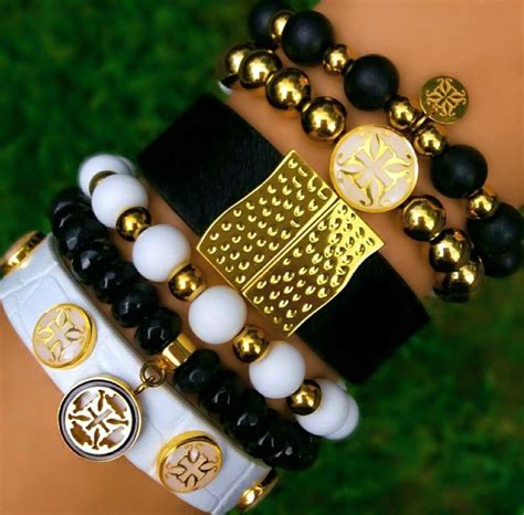 Pin By Edit Kanalas On Sv Nykark T K Rustic Cuff Beaded Bracelets