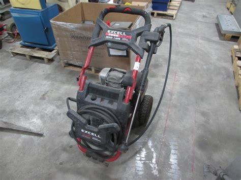 Machines Used Excell 2600psi Pressure Washer With Honda Engine Wand