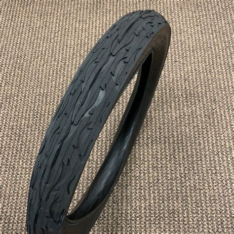 Kenda Flame Bicycle Tire 20 X 30 Jumbo Flame Tread Brand New Bicycle