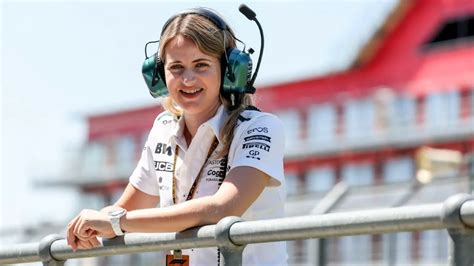 Who is Bernadette Collins? What is her role in Formula 1 (F1)?