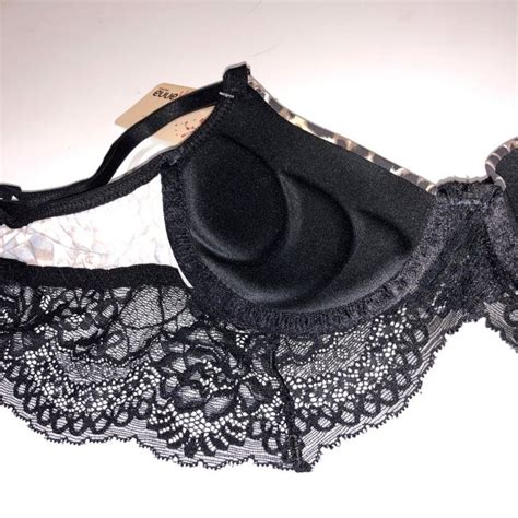 Conjunto de Lingerie Onça e Renda Bwanna Galé Lingerie Calcinhas sutiãs cuecas meias