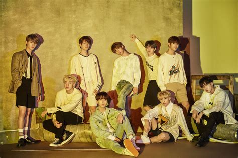 Stray Kids Hd Desktop Wallpapers Wallpaper Cave