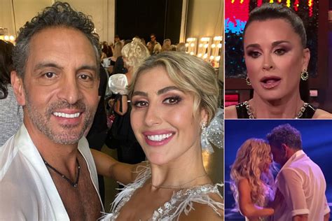 Mauricio Umansky And Dwts Partner Emma Slater Address Hand Holding Pics