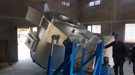 Gas Or Oil Fired Aluminium Melting Furnace With Hydraulic Tilting