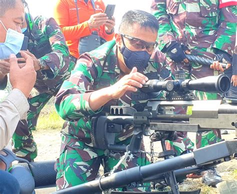 Dislitbangad Uji Coba Prototipe Senapan Sniper Kaliber Mm Anti