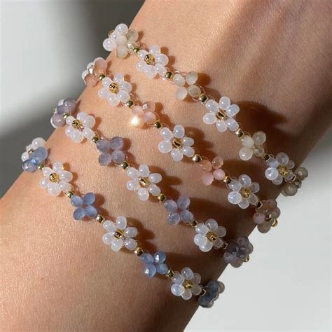 Flower Crystal Beaded Bracelet, Flower Beaded Bracelet, Daisy Bracelet ...