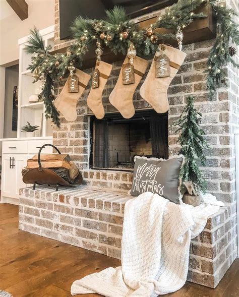 Cozy Lodge Christmas Décor Ideas - Soul & Lane