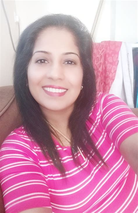 Roohi Sri Lankan Escort In Colombo