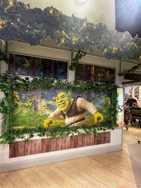 A New Shrek Themed Cafe Has Opened In Primark In Manchester