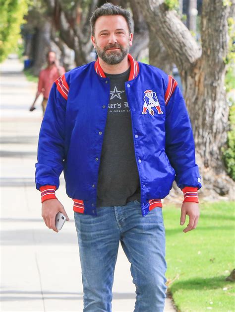 Ben Affleck Claps Back At New Yorker Article That Mocks His Tattoo And Pooching Gut