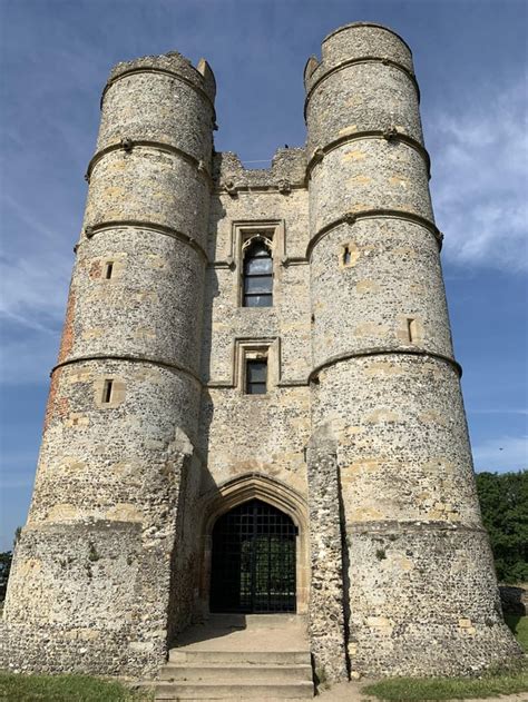 Donnington Castle, UK : castles