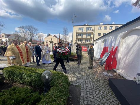 Oddali hołd pamięci ofiarom katastrofy w Smoleńsku RadioBiper