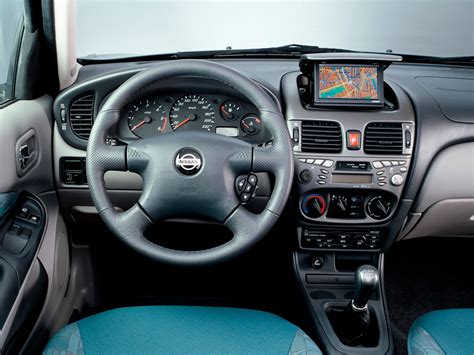 Nissan Almera (N16) технические характеристики, фотографии и обзор