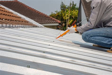 Metal Roof Sealant: 4 Best Types (2023 Update) - Gouge Quality Roofing