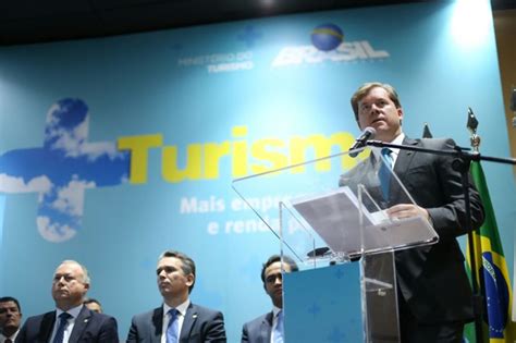 Governo Federal Anuncia O Brasil Turismo Pacote De Medidas Para