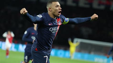 PSG Monaco Paris S Impose Largement Et Conforte Sa Place De Leader De