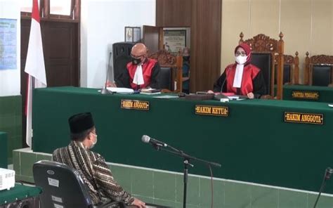 Sidang Perdana Konser Dangdut Wakil Ketua DPRD Kota Tegal Keberatan