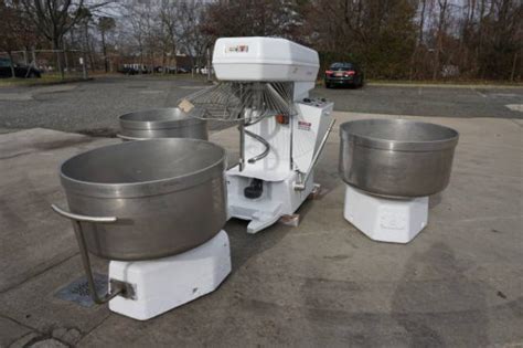 Colborne Esmach Kg Spiral Dough Mixer Removable Bowls Wohl