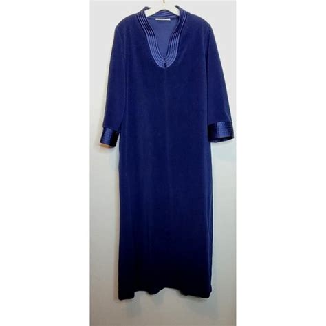 Vanity Fair Intimates And Sleepwear Vintage Vanity Fair Robe Zip Up