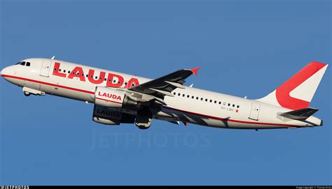 9H-LMH | Airbus A320-214 | Lauda Europe | Thomas Ernst | JetPhotos