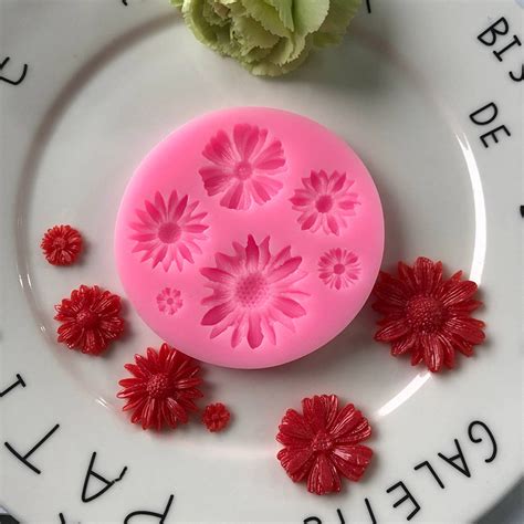 Vedini Cavity Chrysanthemum Rose Flower Silicone Mold