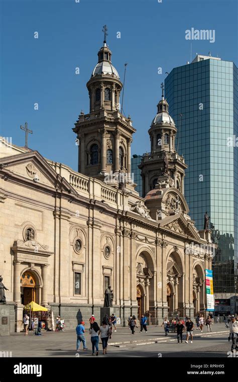 Plaza De Armas Santiago Fotografías E Imágenes De Alta Resolución Alamy