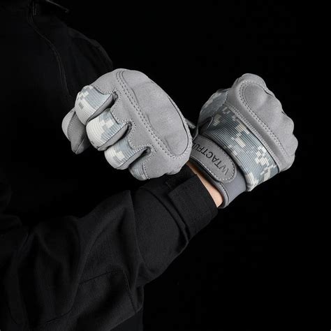 Grey Techwear Gloves